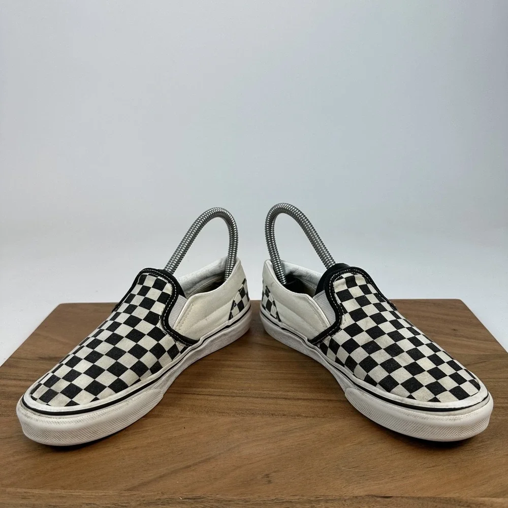 Big Kids Vans Classic Beige Checkerboard Slip On Comfort Sneakers Shoes Size 3 Y